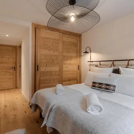 Kara Gypaete - Charme - Proche Village