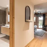 Kara Gypaete - Charme - Proche Village Apartment Megeve