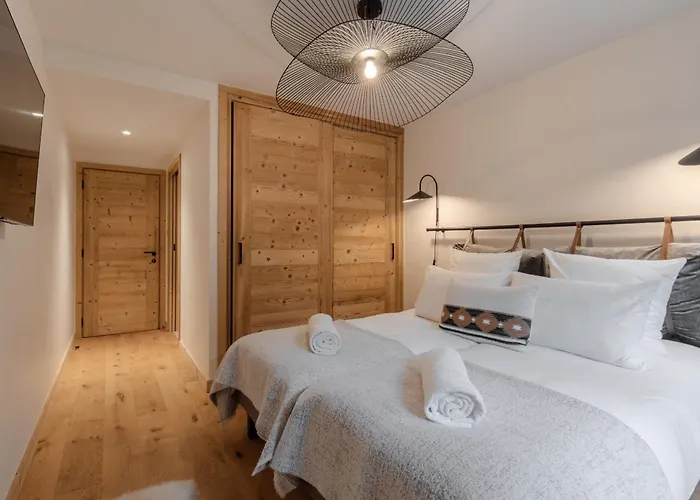 Kara Gypaete - Charme - Proche Village